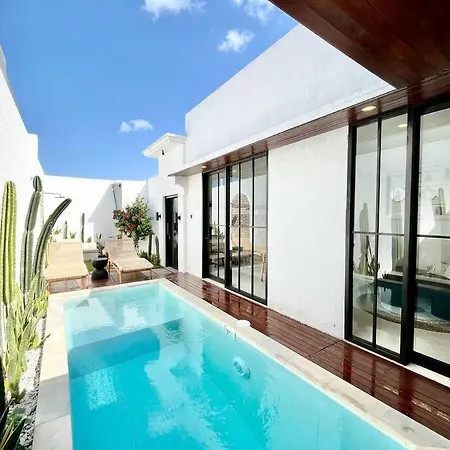 2Br Villa The Three Cactuses Stylish Mediteranian 5Mins To Sanur Beach